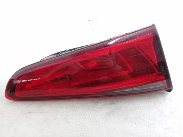5G0945094AC | VW Golf Sağ İç Stop Lambası VAG