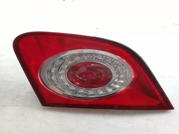 3C5945094F | VW Passat Sağ Arka Bagaj Kapağı Stop Lambası VAG