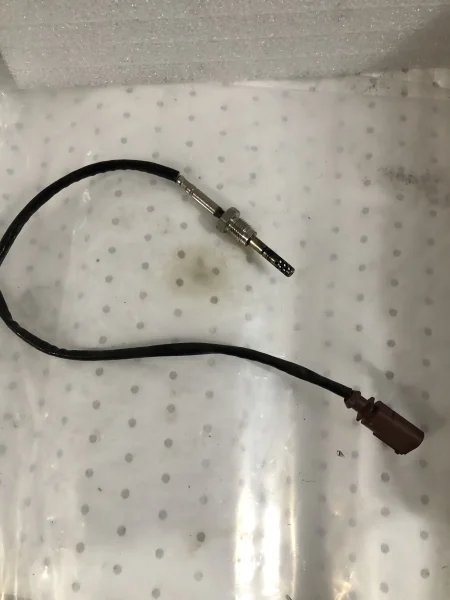 4G0906088R | Egzoz Sıcaklık Sensörü | Audi A4, A5, Q5 VAG