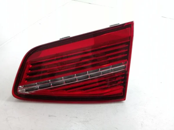 3G5945308A | VW Passat Sağ İç Stop Lambası VAG