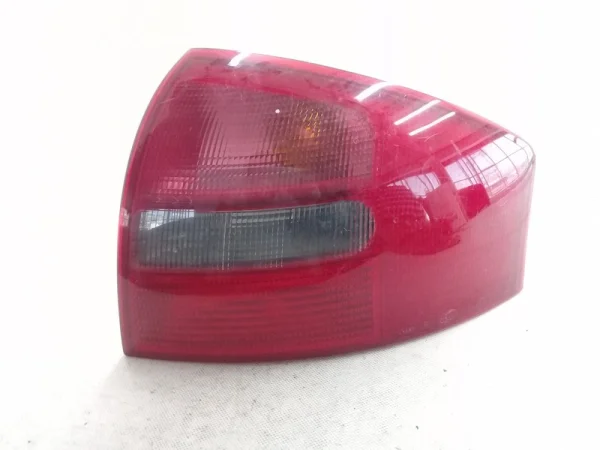 4B5945096 | Audi A6 Sağ Arka Stop Lambası VAG