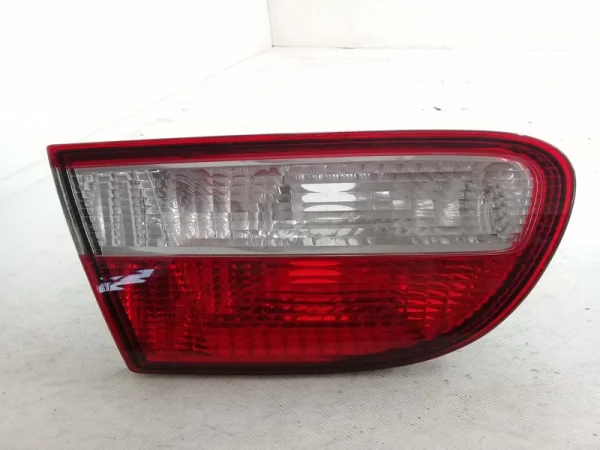 1M6945092B | Sağ İç Arka Stop Lambası VAG