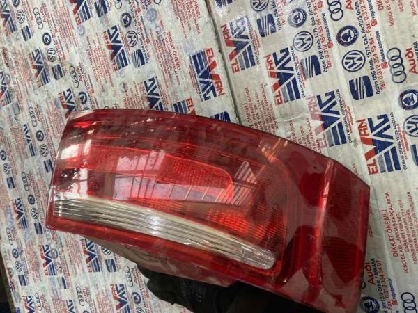8T0945095 | Audi A5 Sol Dış Stop Lambası VAG