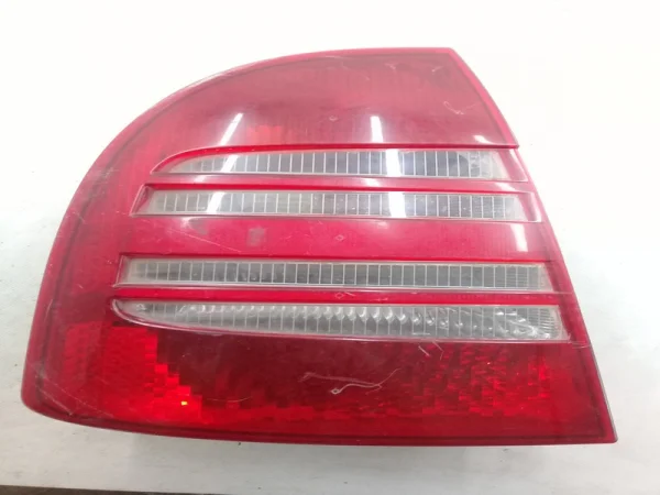 3U5945111 | Skoda Superb Sol Arka Stop Lambası VAG