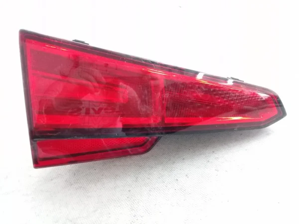 8W5945075 | Audi A4 Sol İç Stop Lambası VAG