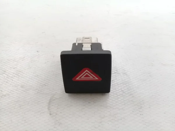 5K0953509A | Dörtlü Flaşör Düğmesi | VW Golf, Jetta VAG
