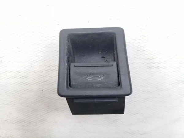 5C6959551A | Bagaj Açma Düğmesi VAG