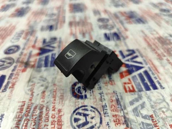 7L6959855B | Cam Açma Düğmesi | VW Amarok, Caddy, CC - Seat Alhambra, Altea, Ibiza VAG