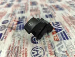 7L6959855B | Cam Açma Düğmesi | VW Amarok, Caddy, CC - Seat Alhambra, Altea, Ibiza - 1