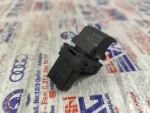 7L6959855B | Cam Açma Düğmesi | VW Amarok, Caddy, CC - Seat Alhambra, Altea, Ibiza - 2