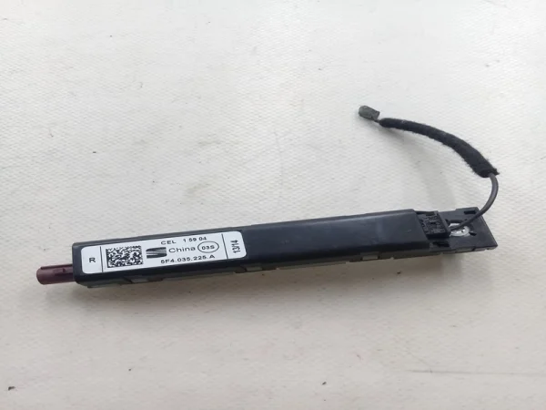 5F4035225A | Seat Leon Anten Güçlendirici VAG