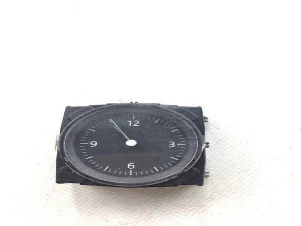 3G0919204C | VW Passat Göğüslük Saati VAG