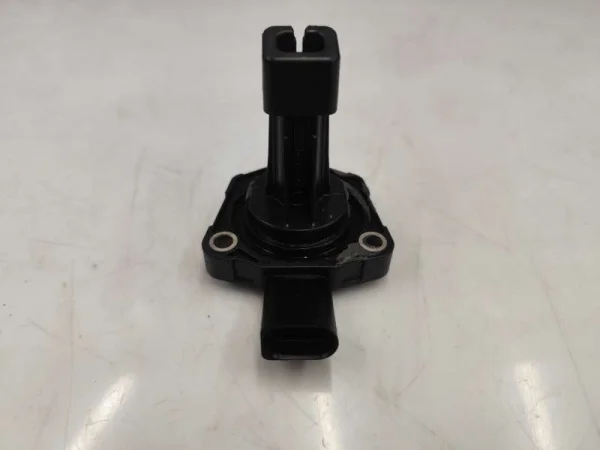 03C907660G | Yağ Seviye Sensörü | VW Caddy, CC - Audi A1, A3 - Seat Alhambra, Altea VAG