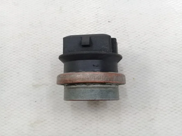357919501A | Hararet Müşürü | VW Caddy, Golf, Jetta, Passat - Audi A3 - Seat Alhambra VAG