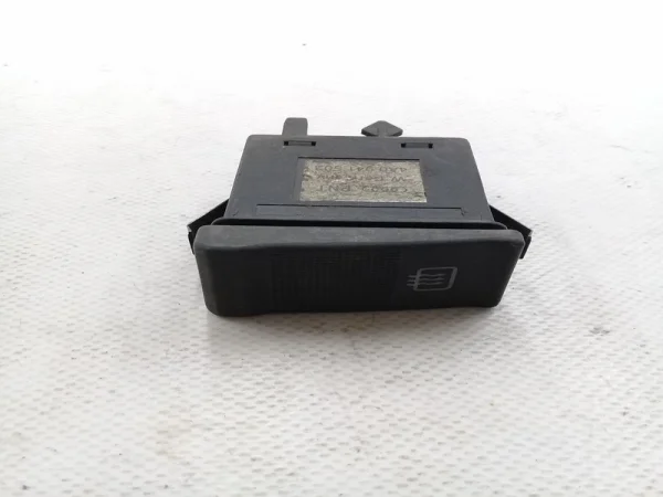 4A0941503 | Arka Cam Rezistans Düğmesi | Audi 100 Serisi, 80 Serisi VAG