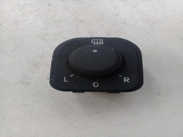 2H0959565 | VW Amarok Ayna Ayar Düğmesi VAG