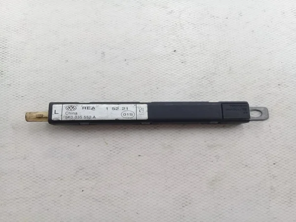 5K0035552A | Sol Anten Güçlendirici | VW Golf, Polo - Skoda Rapid VAG