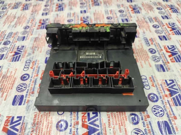 3C0937049AJ | Merkezi Elektrik Kontrol Ünitesi VAG