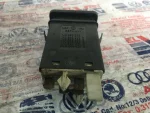 1J0953235J | Dörtlü Flaşör Düğmesi | VW Bora, Golf, Jetta - 2