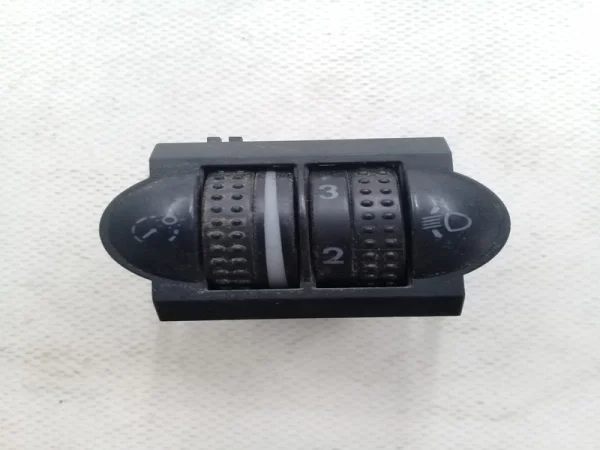 3B0941333C | VW Passat Far Ayar Düğmesi VAG