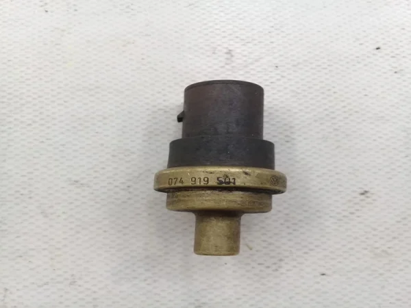 074919501 | VW Transporter Hararet Müşürü VAG