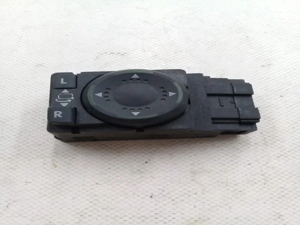 3B2959565A | VW Passat Ayna Ayar Düğmesi VAG