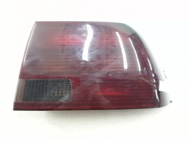 3B5945096F | Sağ Stop Lambası VAG