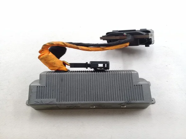 3C0907155C | VW Passat Voltaj Dönüştürücü VAG