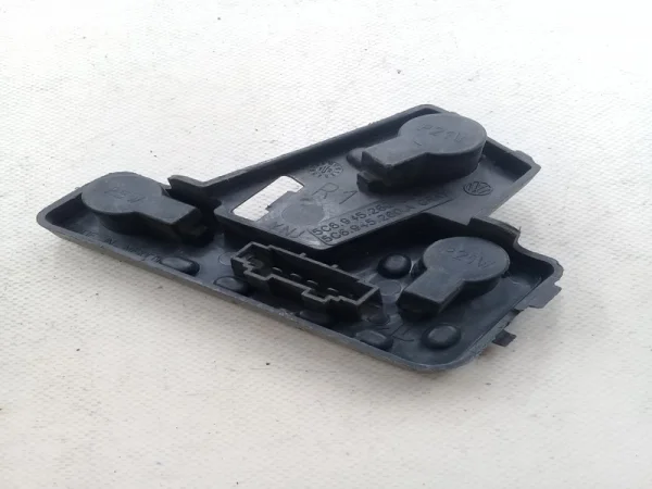 5C6945260 | VW Jetta Sağ Arka Stop Duyusu VAG