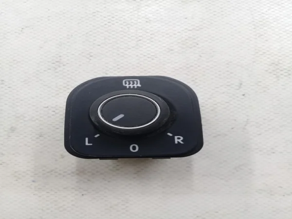 2H6959565A | VW Amarok Elektrikli Ön Sağ Cam Düğmesi VAG