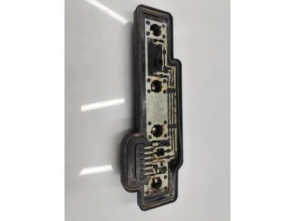 2K0945258A | VW Caddy Sağ Stop Lambası Duyu Takımı VAG