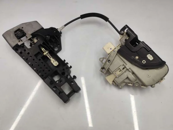 8J1837015C | Ön Sol Kapı Kilit Mekanizması | Audi A1, A4, A5, A6, A7, A8 VAG