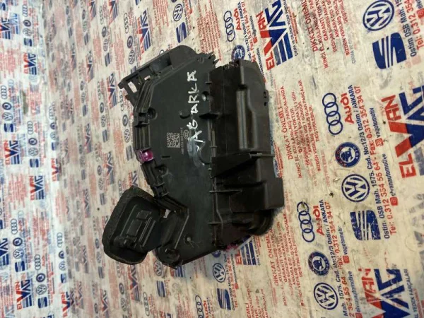 5TA839016E | Arka Sağ Kapı Kilidi | VW Tiguan, Touran - Seat Ateca - Cupra Ateca VAG