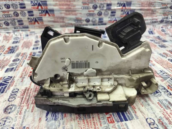 5K1837015E | Ön Sol Kapı Kilit Mekanizması | VW Caddy, E-Golf, Golf, Jetta - Seat Alhambra, Leon VAG