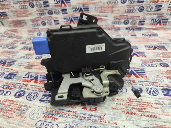 7L0839015 | Arka Sol Kapı Kilidi | VW Jetta, Touareg, Touran, Vento - Skoda Octavia VAG