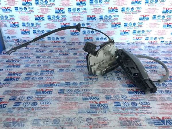 5K4839016F | Sağ Arka Kapı Kilidi | VW Jetta, Polo - Skoda Rapid, Yeti VAG