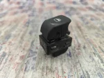 8V0959855 | Cam Açma Düğmesi | Audi A3, TT - 2