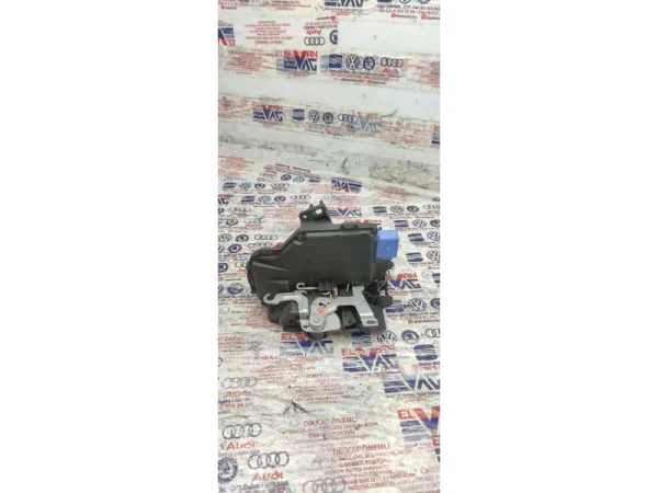 3D1837016AC | Ön Sağ Kapı Kilidi | VW Caddy, Golf, Jetta - Seat Altea, Toledo - Skoda Octavia VAG