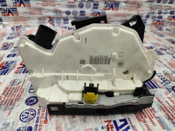 6J0839016F | Seat Ibiza Arka Sağ Kapı Kilidi VAG