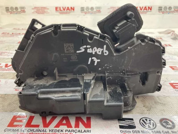 5TA839016H | Sağ Arka Kapı Kilidi | VW Touran - Audi Q3, RS Q3 - Skoda Karoq, Kodiaq, Superb VAG