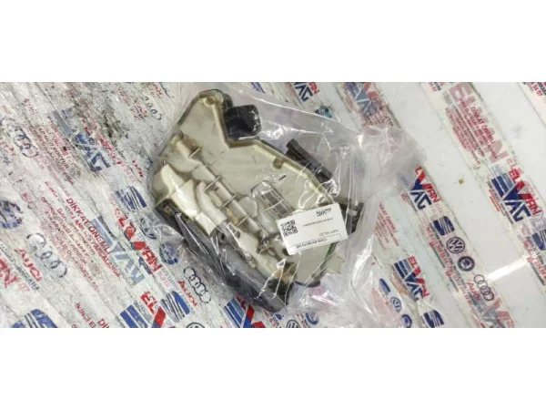 5N1837016E | Ön Sağ Kapı Kilidi | VW Amarok, CC, Scirocco, Tiguan - Audi A1 - Seat Ibiza VAG
