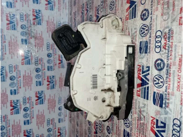 5E1837015 | Ön Sol Kapı Kilit Mekanizması | VW Passat - Seat Toledo - Skoda Octavia, Rapid, Yeti VAG