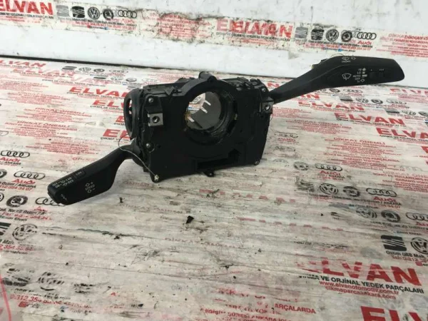 4M0907129HA | Audi A4 Sinyal Kolu VAG