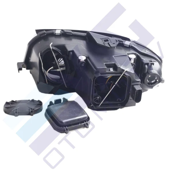 8P0941004K | Audi A3 Elektrikli Sağ Far