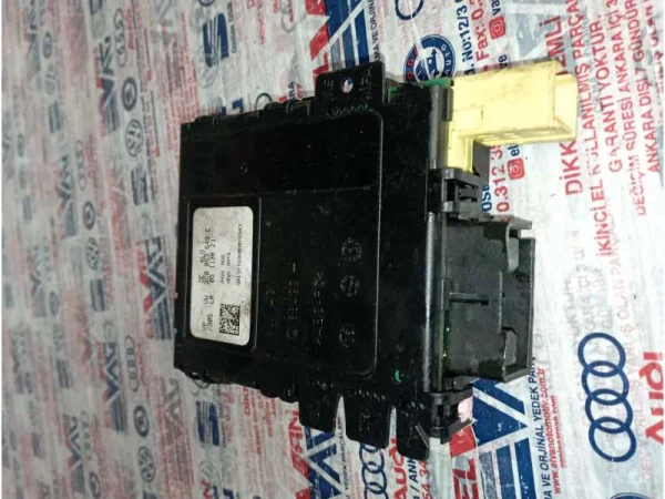 3C0953549E | VW Passat Direksiyon Kolon Alt Modülü VAG