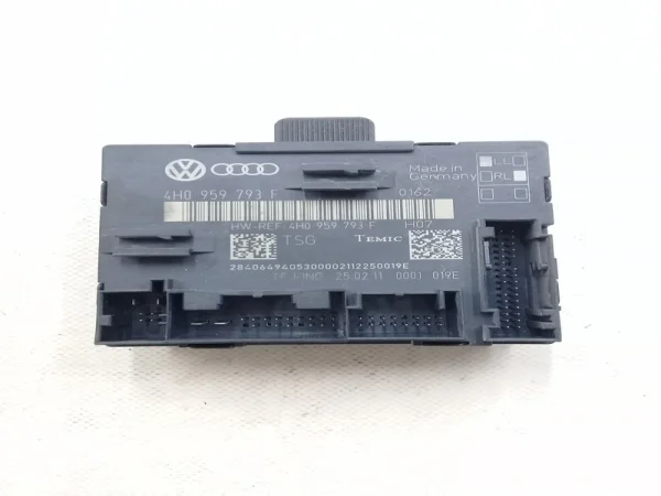 4H0959793F | Kapı Beyni VAG