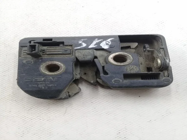6K6827505A | Seat Ibiza Bagaj Kilidi VAG