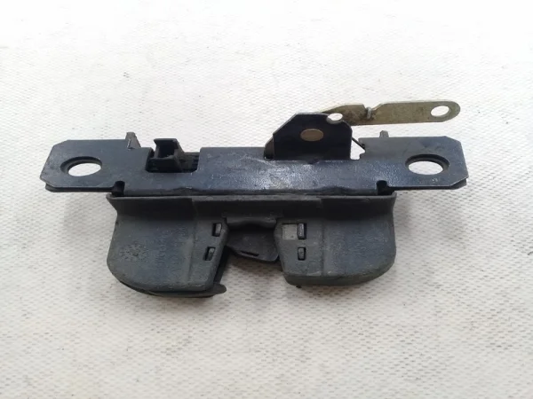 2K0827505A | VW Caddy Arka Bagaj Kilidi VAG