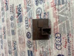 6Q0959858A | Cam Açma Düğmesi | VW Polo - Seat Ibiza - 2
