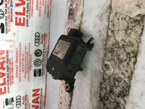 4B1820511K | Audi A6 Kalorifer Ayar Motoru VAG